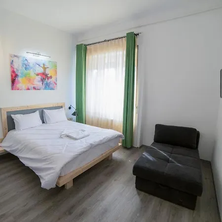 Maria Boutique Suits Aparthotel