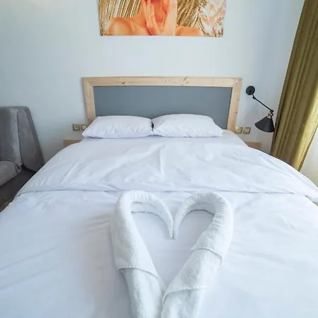 Maria Boutique Suits 4*