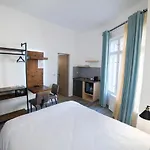 Maria Boutique Suits Apartmanhotel