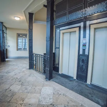 Ξενοδοχείο με διαμερίσματα Maria Boutique Suits