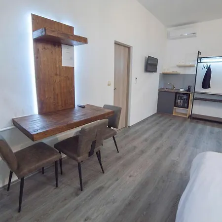 Maria Boutique Suits 3* Budapest
