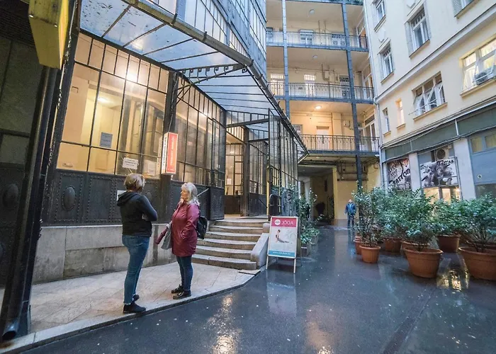 Maria Boutique Suits Lägenhetshotell Budapest
