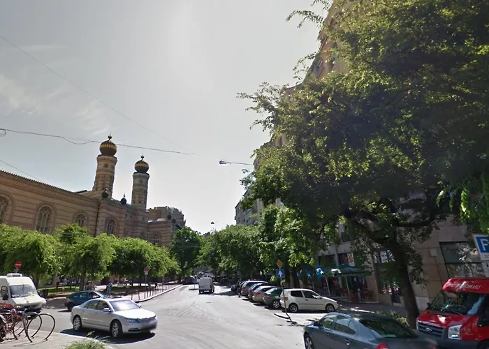 Maria Boutique Suits Aparthotel 4*