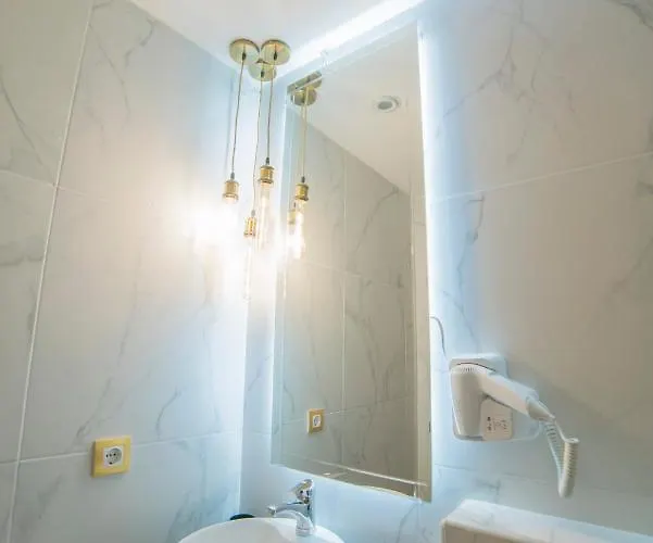 Maria Boutique Suits 4*