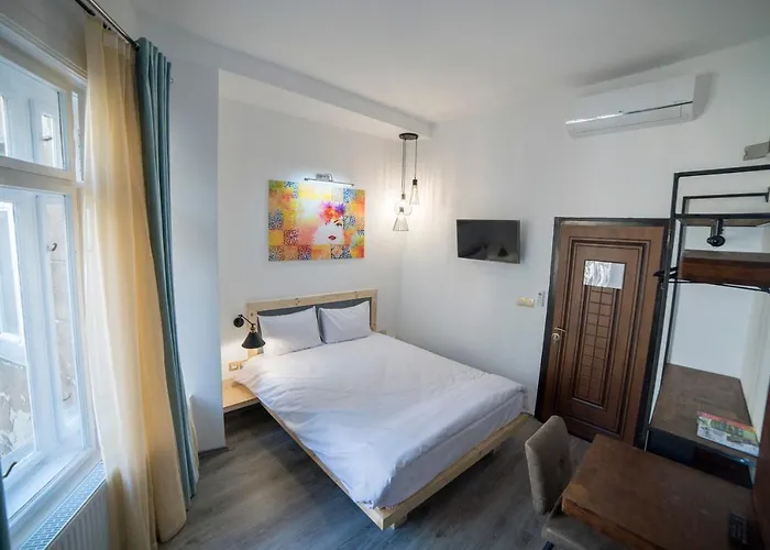 Maria Boutique Suits 4*