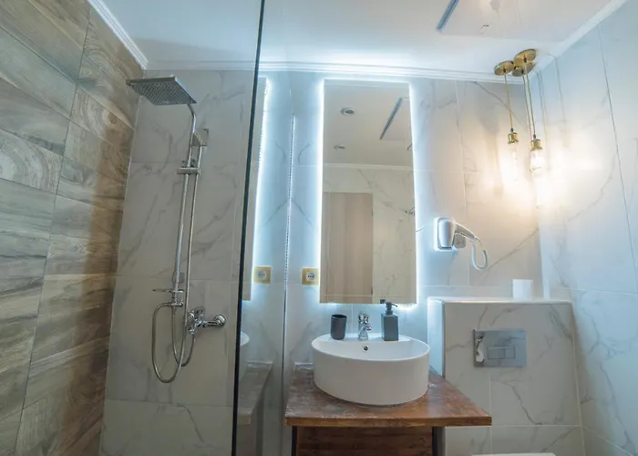 Aparthotel Maria Boutique Suits 4*