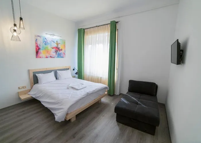 Maria Boutique Suits Aparthotel