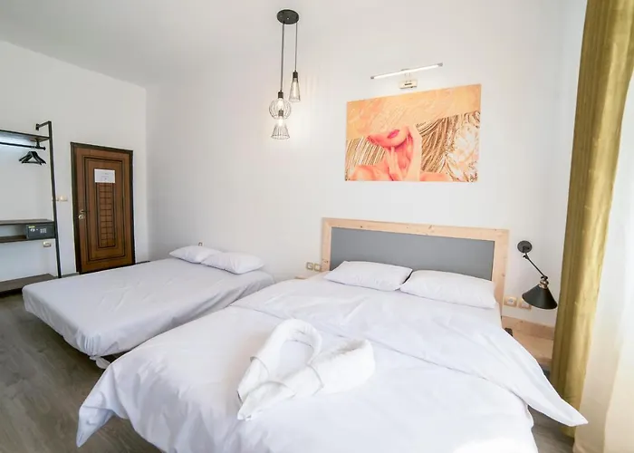 Maria Boutique Suits Budapest